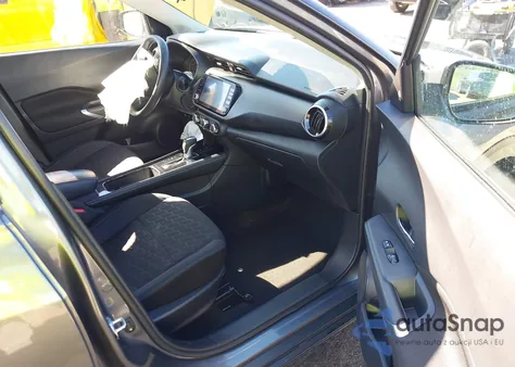 2023 Nissan Kicks Sv Xtronic Cvt z USA, uszkodzony, nr VIN 3N1CP5CV4PL509263